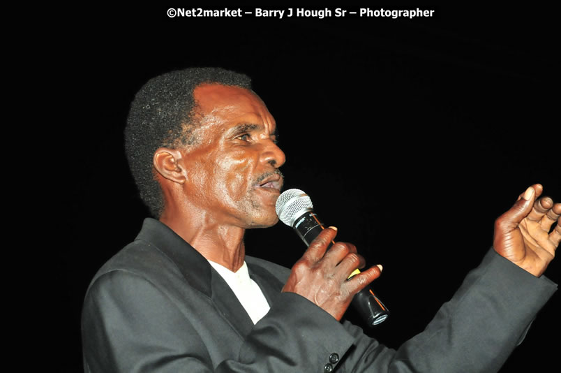 Minister of Tourism, Edmund Bartlett @ Jamaica Jazz and Blues Festival 2009 - Presented by Air Jamaica - Thursday, January 22, 2009 - Venue at the Aqueduct on Rose Hall Resort &amp; Country Club, Montego Bay, Jamaica - Thursday, January 22 - Saturday, January 24, 2009 - Photographs by Net2Market.com - Barry J. Hough Sr, Photographer/Photojournalist - Negril Travel Guide, Negril Jamaica WI - http://www.negriltravelguide.com - info@negriltravelguide.com...!